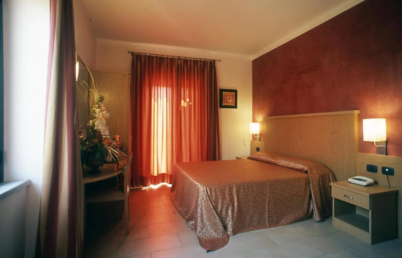 מרינה די קררה Hotel Tenda Rossa