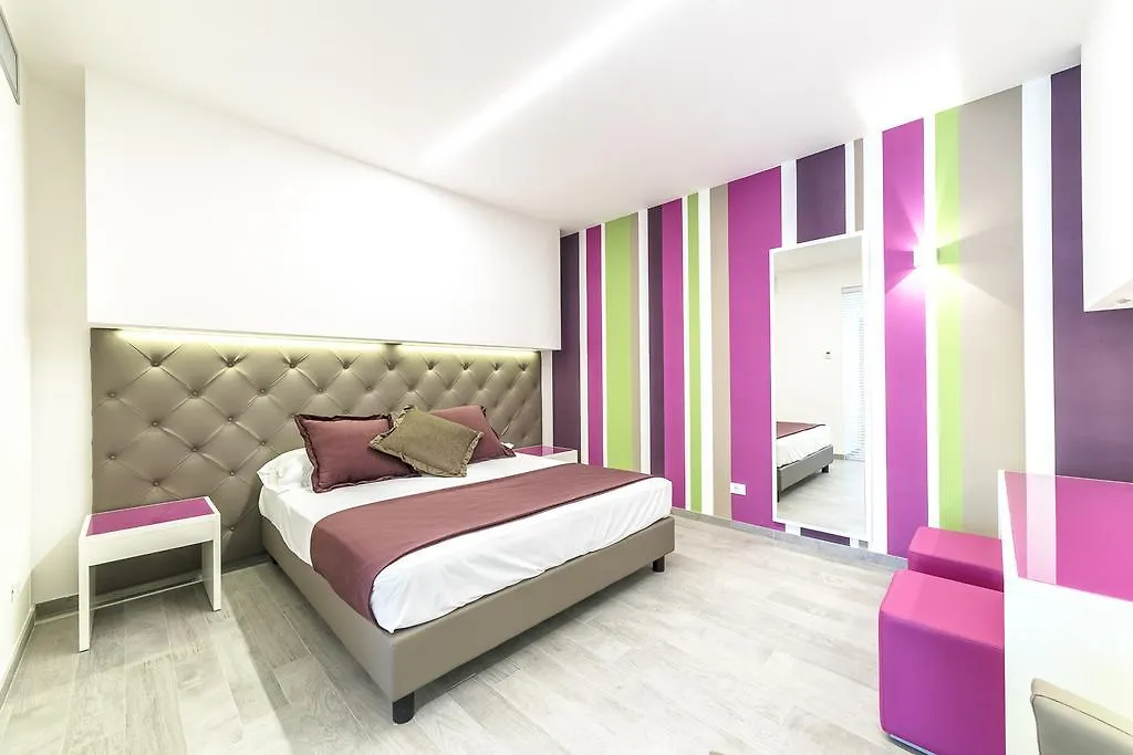 מרינה די קררה Hotel Tenda Rossa